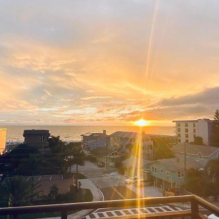 Gulf Coast Gold Private Condo - 2Bed, 2Bath, Sleep 6, Across Street From Beach, Balcony Views Of Sunsets, Beach & Gulf, Pool, Gym St. Pete Beach Kültér fotó