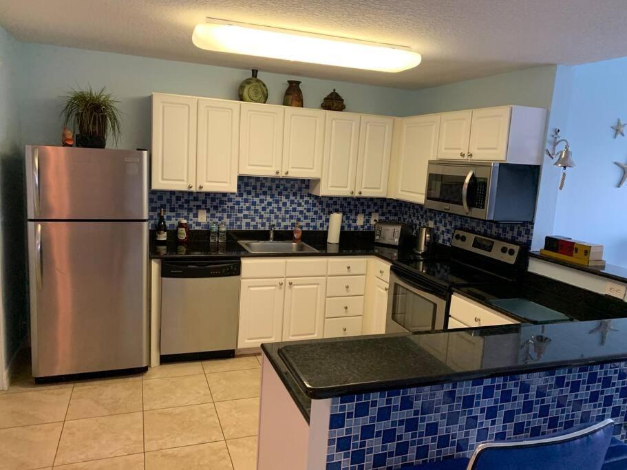 Gulf Coast Gold Private Condo - 2Bed, 2Bath, Sleep 6, Across Street From Beach, Balcony Views Of Sunsets, Beach & Gulf, Pool, Gym St. Pete Beach Kültér fotó