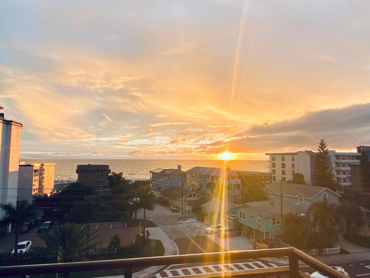 Gulf Coast Gold Private Condo - 2Bed, 2Bath, Sleep 6, Across Street From Beach, Balcony Views Of Sunsets, Beach & Gulf, Pool, Gym St. Pete Beach Kültér fotó